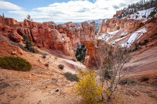 18-Mile Scenic Drive Natural Bridge Overlook at Bryce Canyon National Park #vezzaniphotography